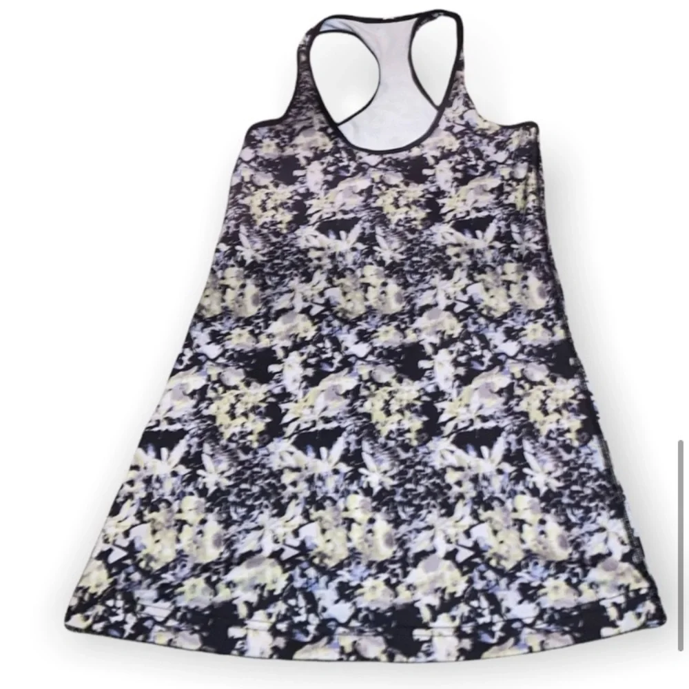 Lululemon cool Racerback crosscourt petal tank top size 4